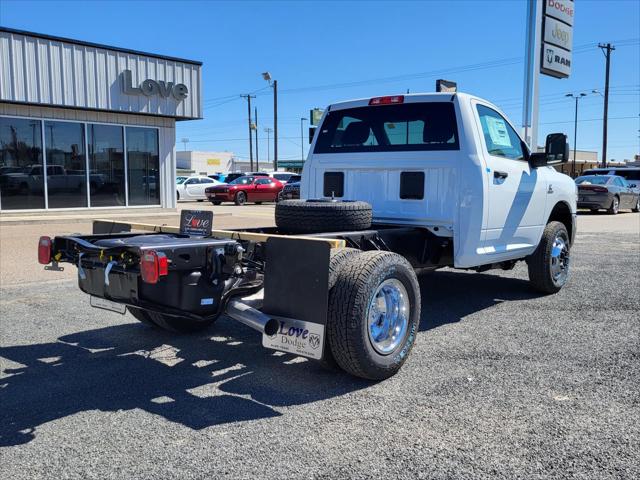 2024 RAM Ram 3500 Chassis Cab RAM 3500 TRADESMAN CHASSIS REGULAR CAB 4X4 60 CA