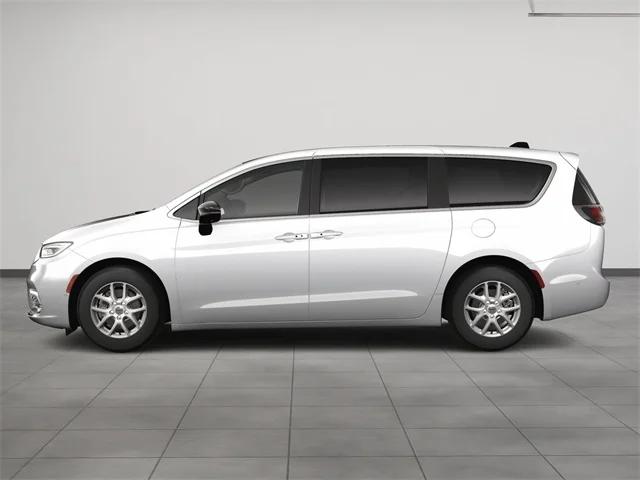 2024 Chrysler Pacifica PACIFICA TOURING L