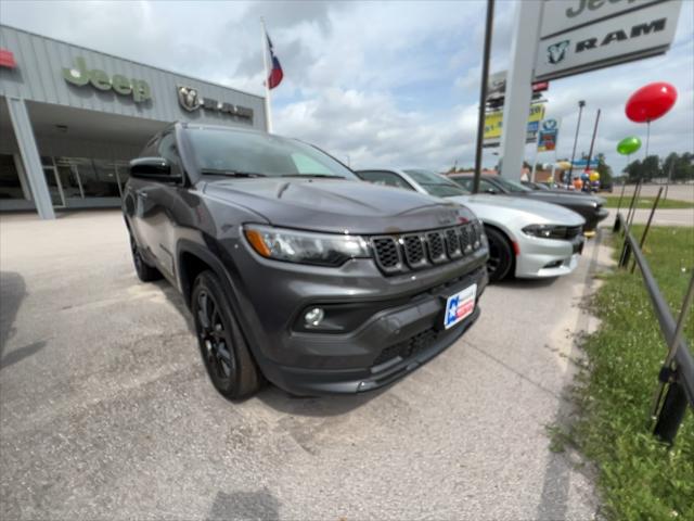 2024 Jeep Compass COMPASS LATITUDE 4X4