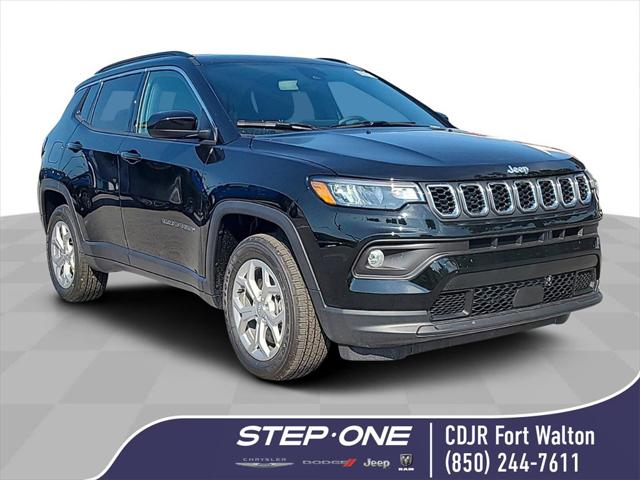 2024 Jeep Compass COMPASS LATITUDE 4X4