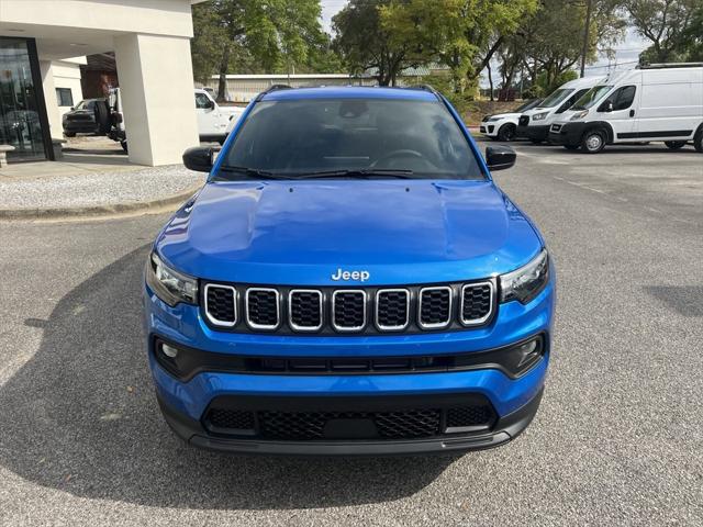 2024 Jeep Compass COMPASS LATITUDE 4X4