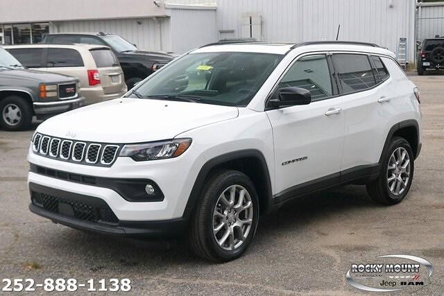 2024 Jeep Compass COMPASS LATITUDE LUX 4X4