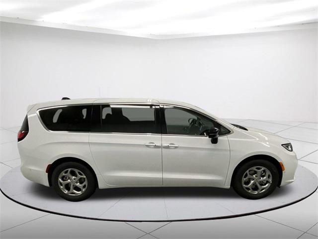 2024 Chrysler Pacifica PACIFICA LIMITED