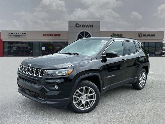 2024 Jeep Compass COMPASS LATITUDE LUX 4X4