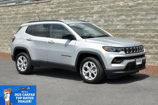 2024 Jeep Compass COMPASS LATITUDE 4X4