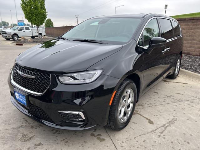 2024 Chrysler Pacifica PACIFICA LIMITED AWD