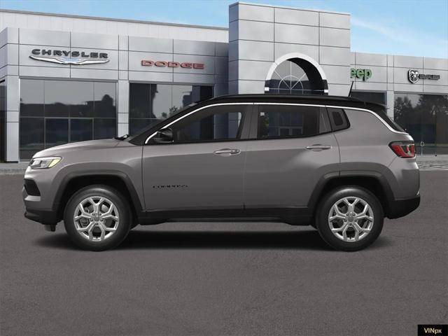 2024 Jeep Compass COMPASS LATITUDE 4X4