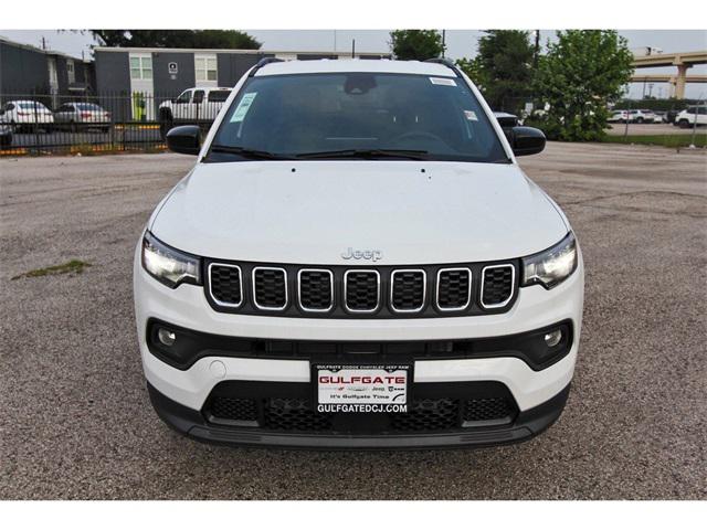 2024 Jeep Compass COMPASS LATITUDE LUX 4X4