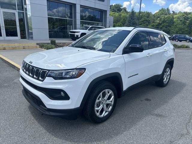 2024 Jeep Compass COMPASS LATITUDE 4X4