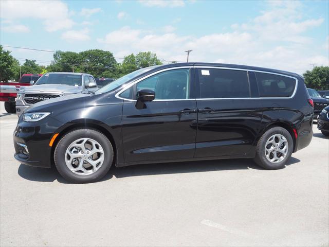 2024 Chrysler Pacifica PACIFICA LIMITED