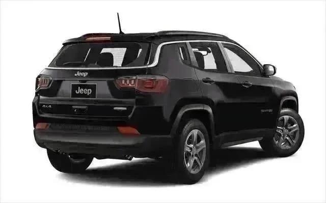 2024 Jeep Compass COMPASS LATITUDE 4X4