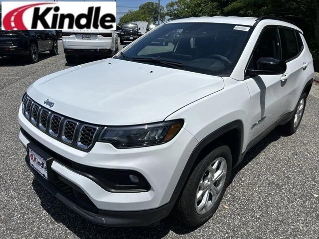 2024 Jeep Compass COMPASS LATITUDE 4X4