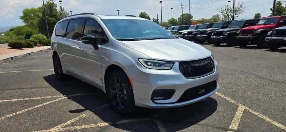 2024 Chrysler Pacifica PACIFICA LIMITED AWD