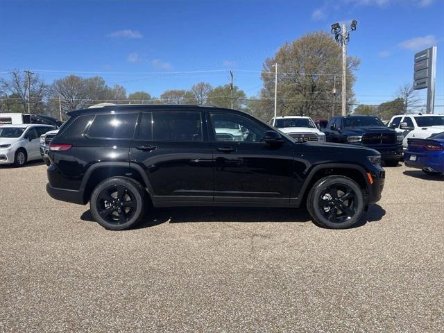 2024 Jeep Grand Cherokee GRAND CHEROKEE L ALTITUDE 4X4