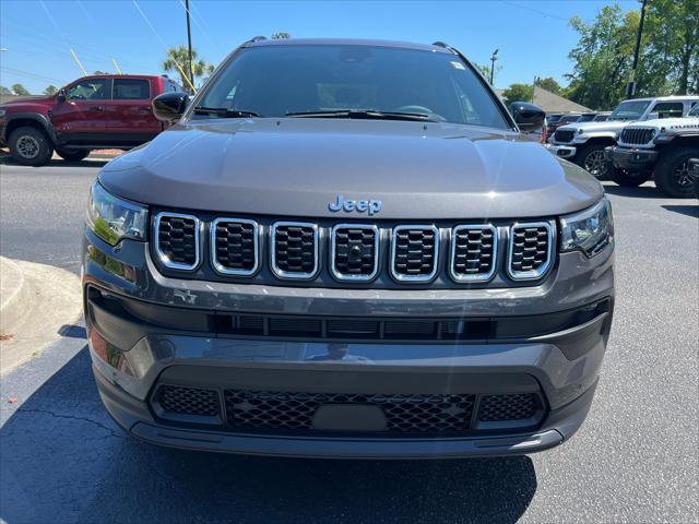 2024 Jeep Compass COMPASS LATITUDE LUX 4X4