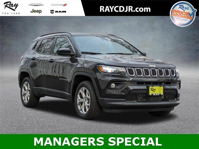 2024 Jeep Compass COMPASS LATITUDE 4X4