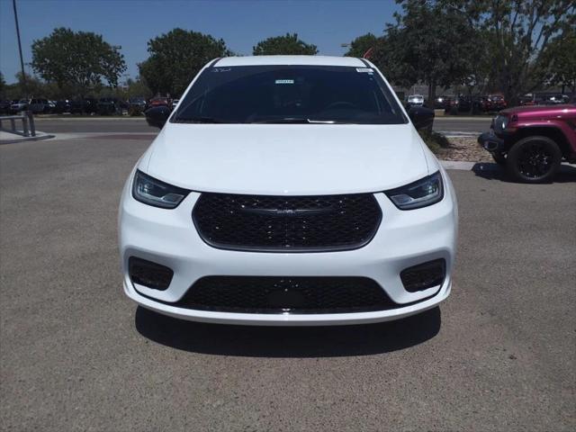 2024 Chrysler Pacifica Hybrid PACIFICA PLUG-IN HYBRID S APPEARANCE