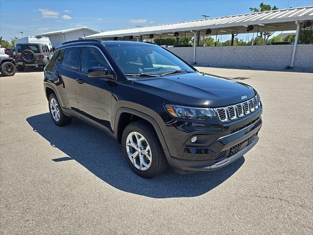 2024 Jeep Compass COMPASS LATITUDE 4X4