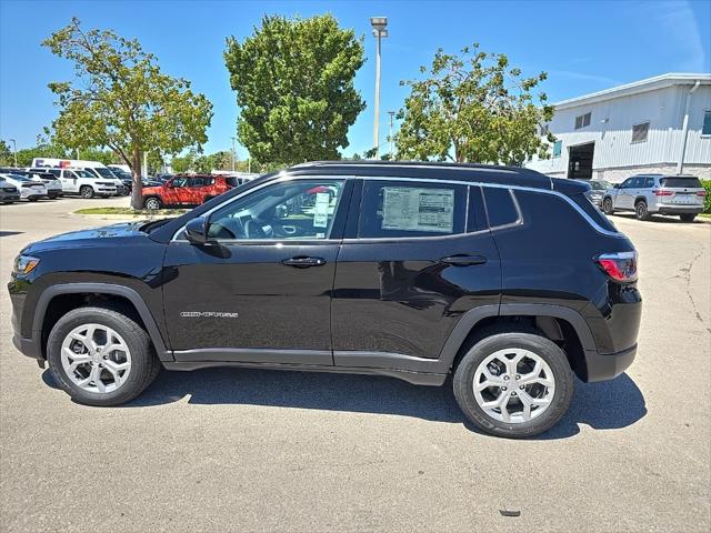 2024 Jeep Compass COMPASS LATITUDE 4X4