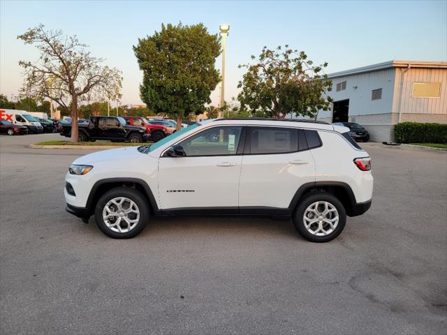 2024 Jeep Compass COMPASS LATITUDE 4X4