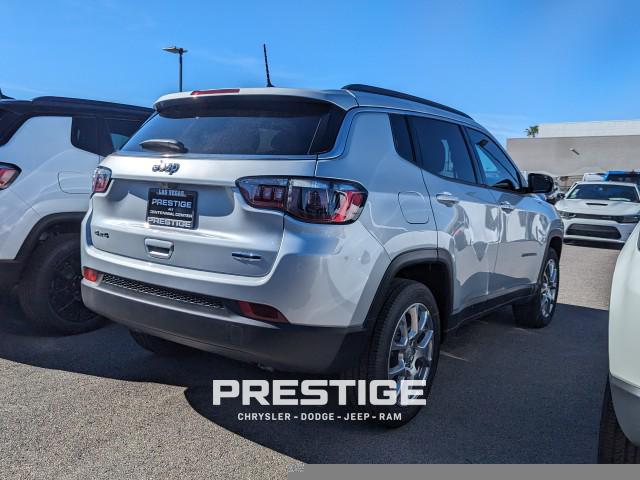 2024 Jeep Compass COMPASS LATITUDE LUX 4X4