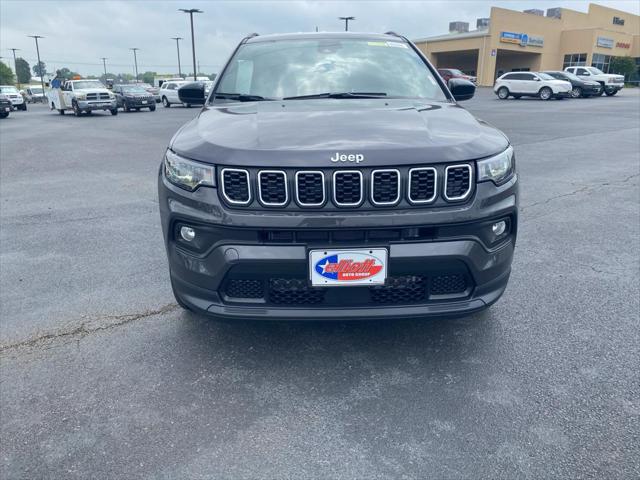 2024 Jeep Compass COMPASS LATITUDE 4X4