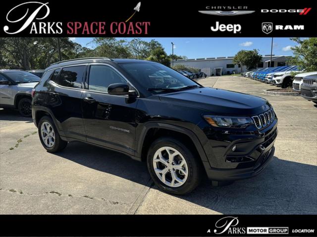 2024 Jeep Compass COMPASS LATITUDE 4X4