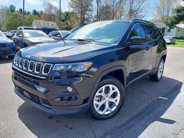 2024 Jeep Compass COMPASS LATITUDE 4X4