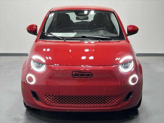 2024 Fiat FIAT 500e 500e INSPI(RED)