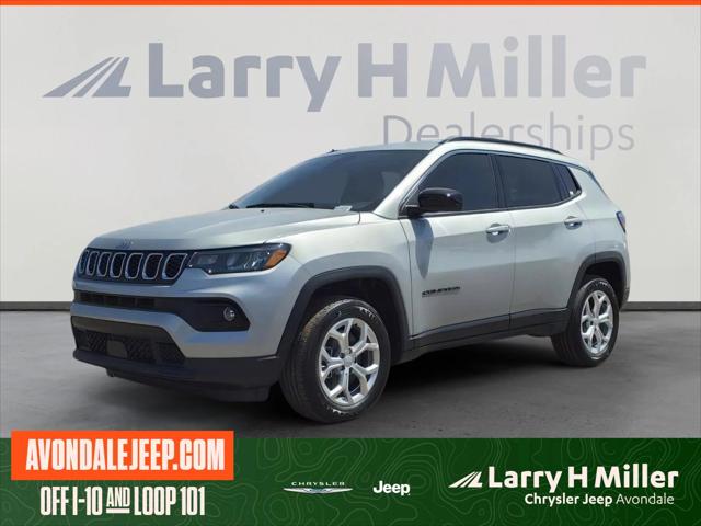 2024 Jeep Compass COMPASS LATITUDE 4X4