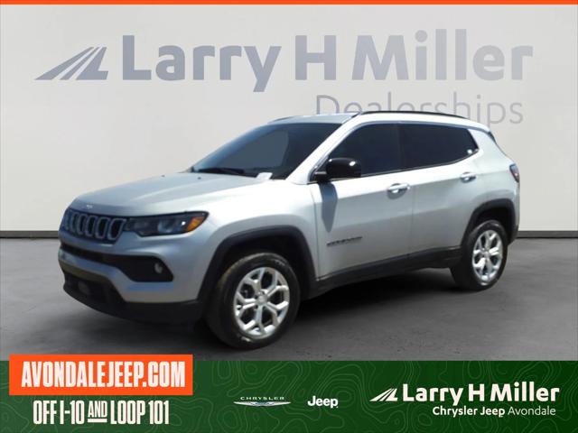 2024 Jeep Compass COMPASS LATITUDE 4X4