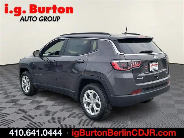 2024 Jeep Compass COMPASS LATITUDE 4X4