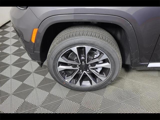 2024 Jeep Grand Cherokee GRAND CHEROKEE L OVERLAND 4X4