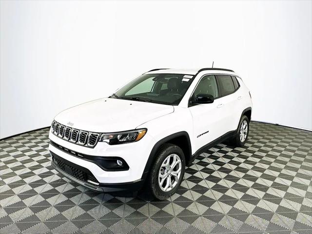 2024 Jeep Compass COMPASS LATITUDE 4X4