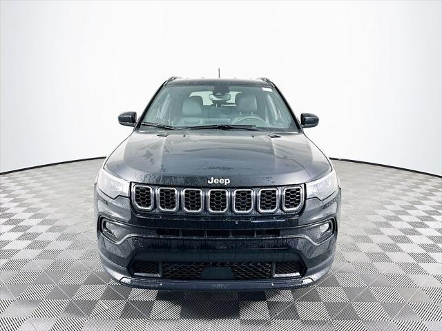 2024 Jeep Compass COMPASS LATITUDE 4X4