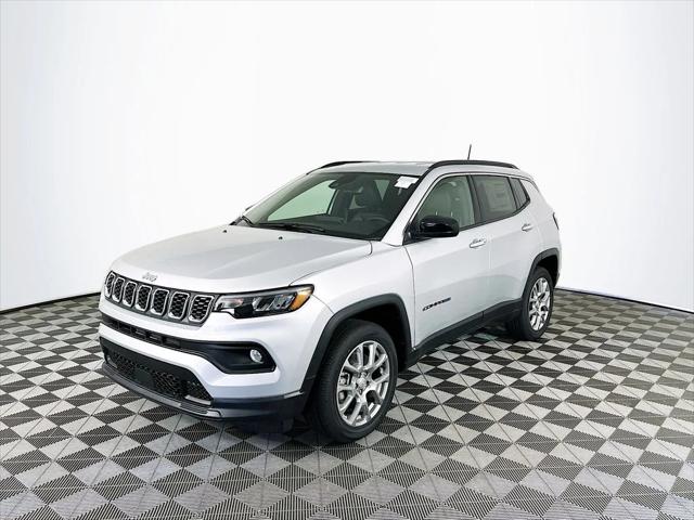 2024 Jeep Compass COMPASS LATITUDE LUX 4X4