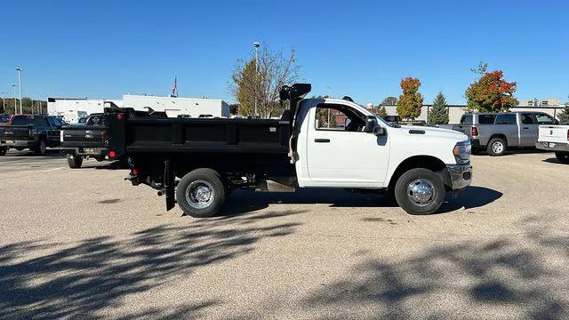 2024 RAM Ram 3500 Chassis Cab RAM 3500 TRADESMAN CHASSIS REGULAR CAB 4X4 60 CA