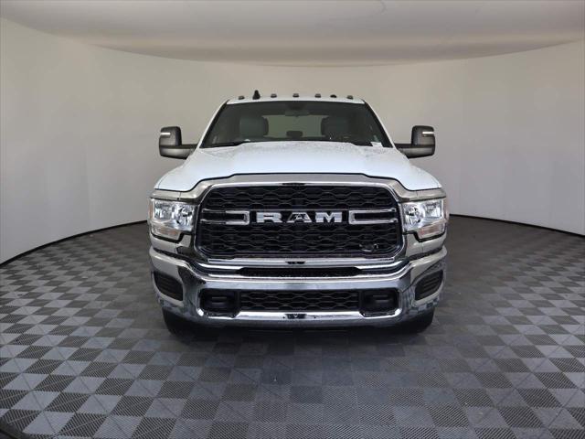 2024 RAM Ram 3500 RAM 3500 TRADESMAN CREW CAB 4X4 8 BOX