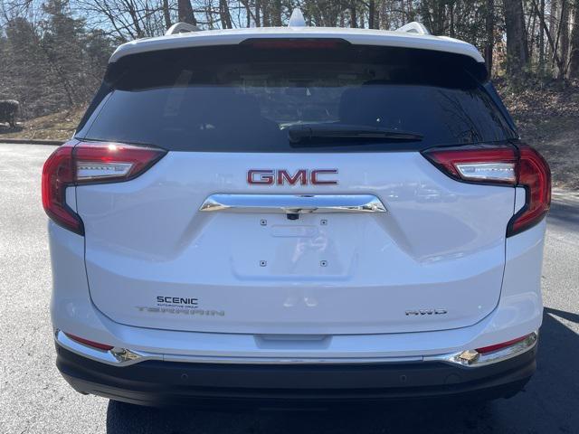 2024 GMC Terrain AWD SLT