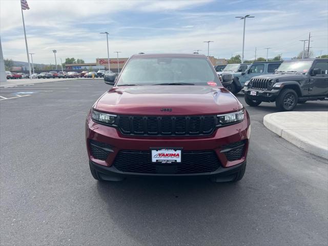 2024 Jeep Grand Cherokee GRAND CHEROKEE ALTITUDE 4X4