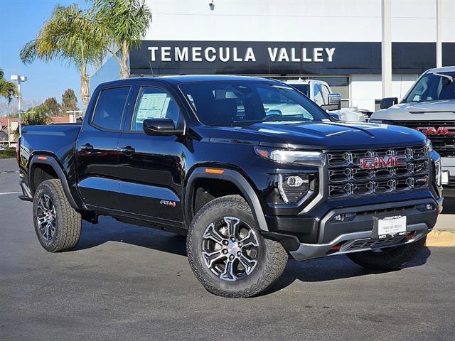 2023 GMC Canyon 4WD Crew Cab Short Box AT4 2