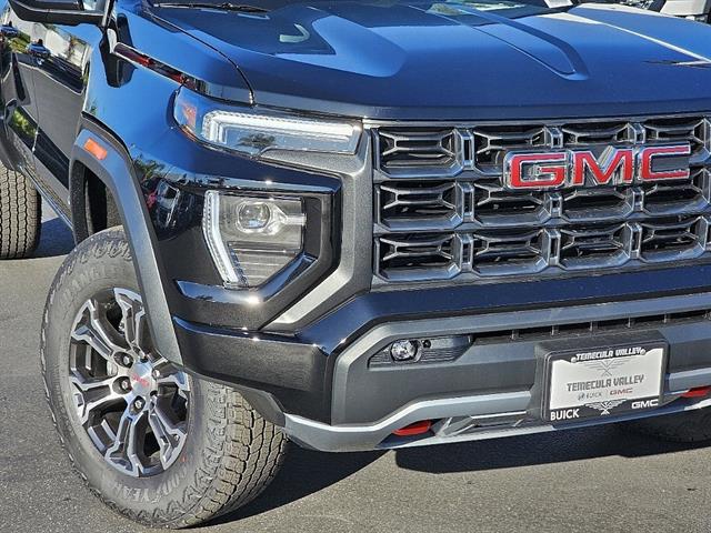 2023 GMC Canyon 4WD Crew Cab Short Box AT4 46