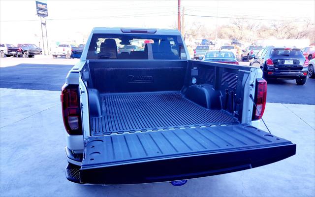 2024 GMC Sierra 1500 4WD Crew Cab Short Box Elevation with 3SB