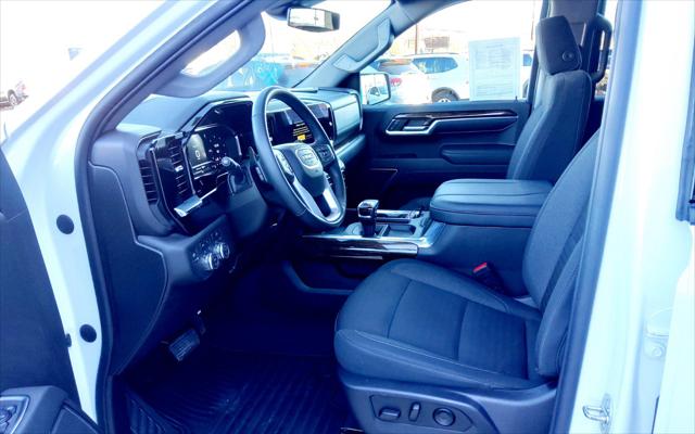 2024 GMC Sierra 1500 4WD Crew Cab Short Box Elevation with 3SB