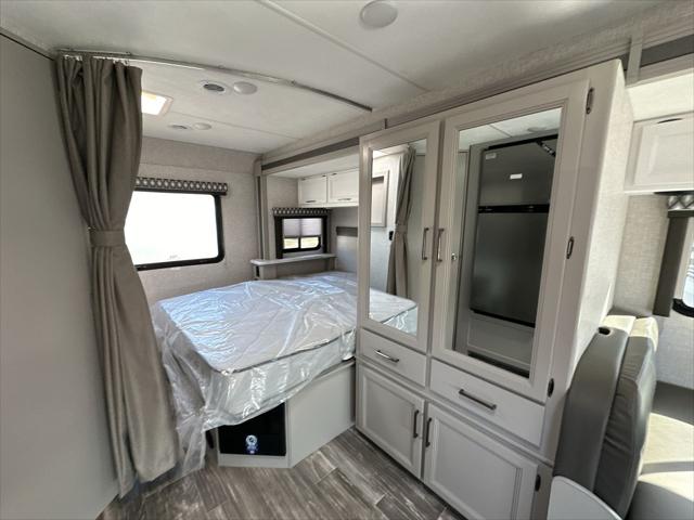 2024 Ford E-350 Cutaway 24VT