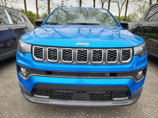 2024 Jeep Compass COMPASS LATITUDE 4X4