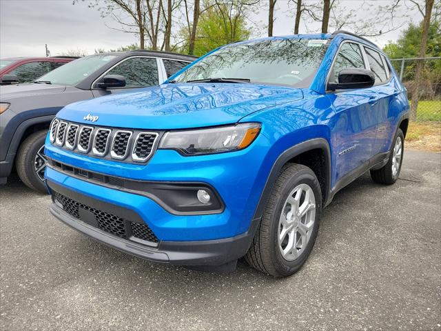 2024 Jeep Compass COMPASS LATITUDE 4X4