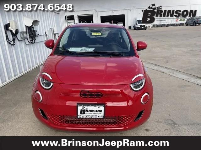 2024 Fiat FIAT 500e 500e INSPI(RED)