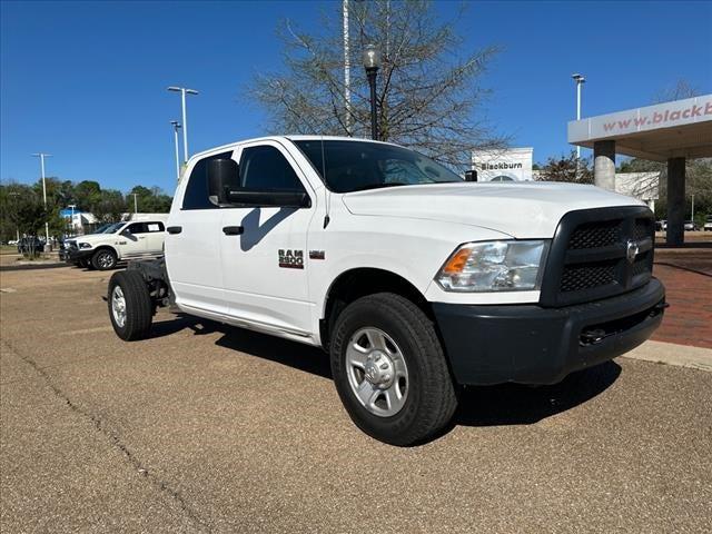 2017 RAM 2500 Tradesman Crew Cab 4x2 8 Box