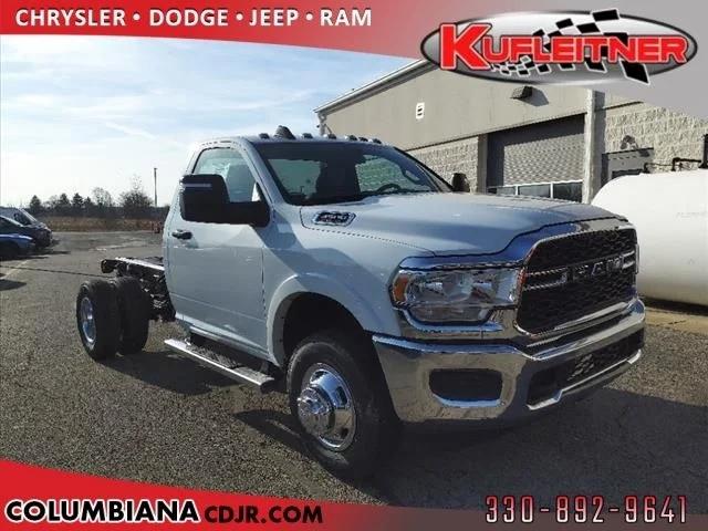 2024 RAM Ram 3500 Chassis Cab RAM 3500 TRADESMAN CHASSIS REGULAR CAB 4X4 60 CA